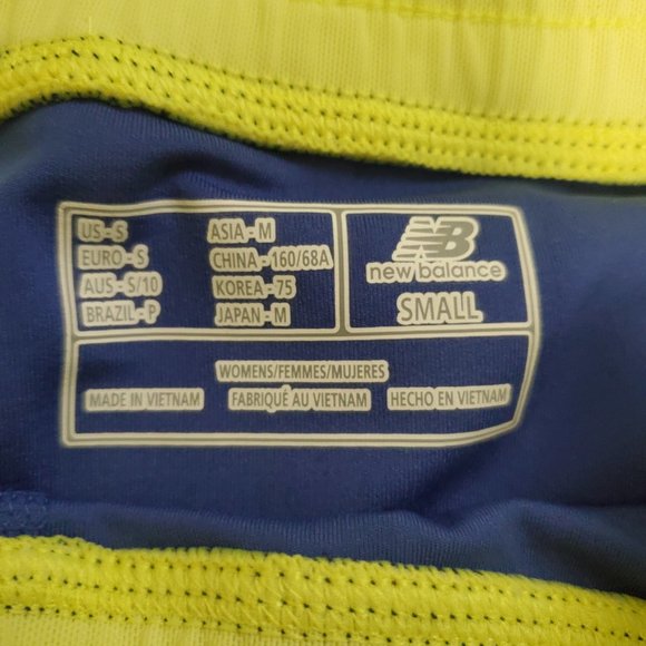 New balance running short with pocket liner tight. Black & Multicolor available - Picture 6 of 7